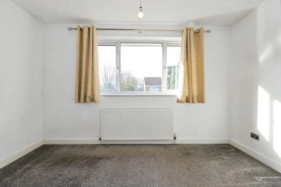 Newcott Close, Wolverhampton, WV9, photo 6