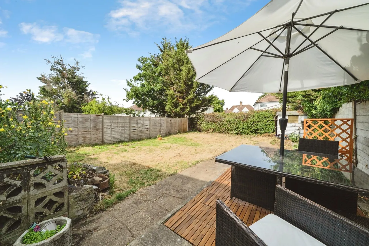 The Crescent, New Malden, KT3, photo 18