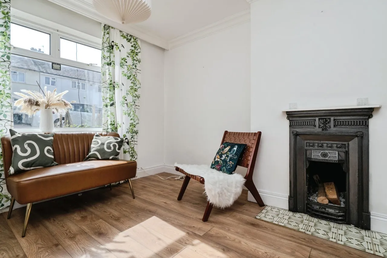 The Crescent, New Malden, KT3, photo 12