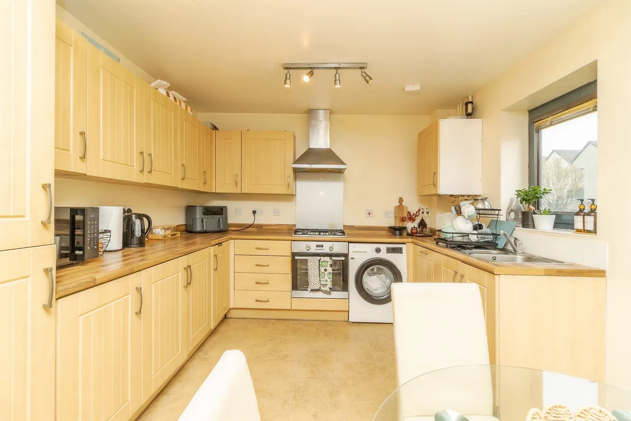 Countess Way, Broughton, MK10, photo 5