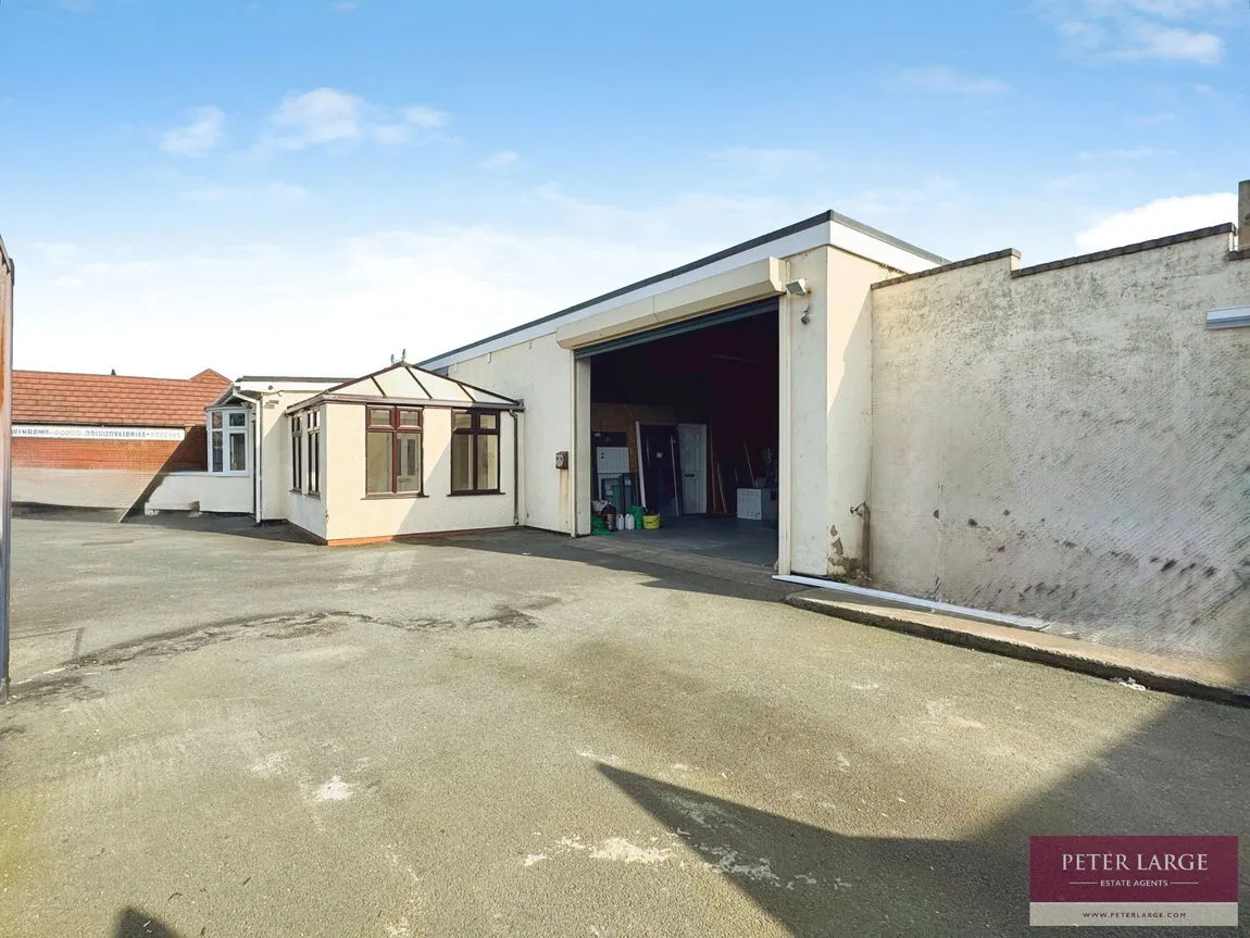Garford Road, Rhyl, Denbighshire, LL18 3UF, photo 14