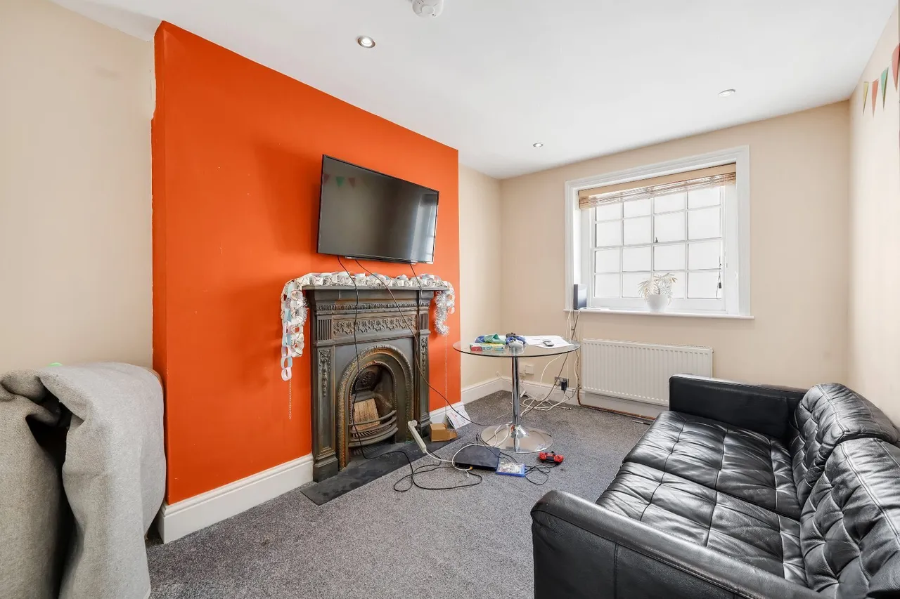 Mornington Crescent, Camden Town, NW1, photo 5
