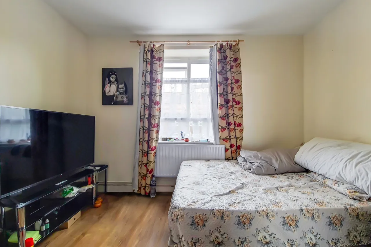 London, E9, photo 3