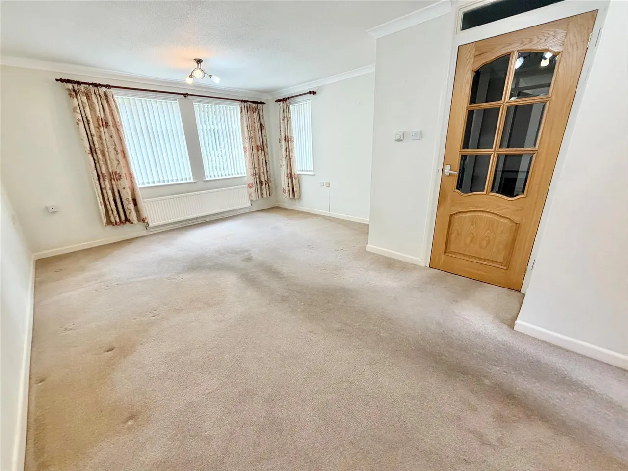 Nightingale Close, Wilmslow, SK9, photo 3