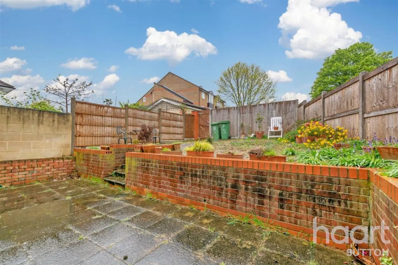 Avon Close, Sutton, SM1, photo 3