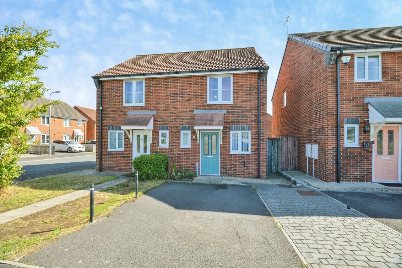 2 bed house for sale — Transporter Way, Middlesbrough, North Yorkshire, TS4