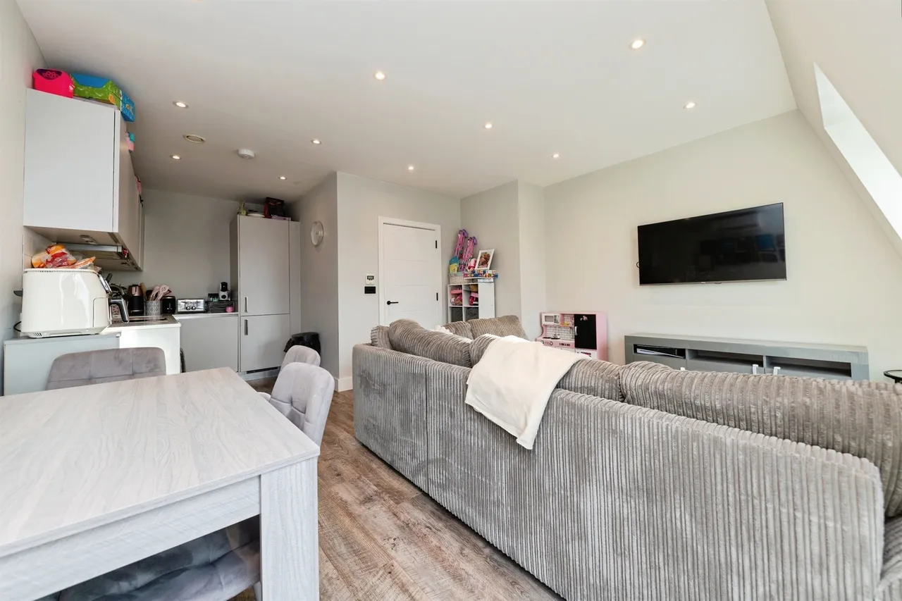 Parkway, Welwyn Garden City, photo 7