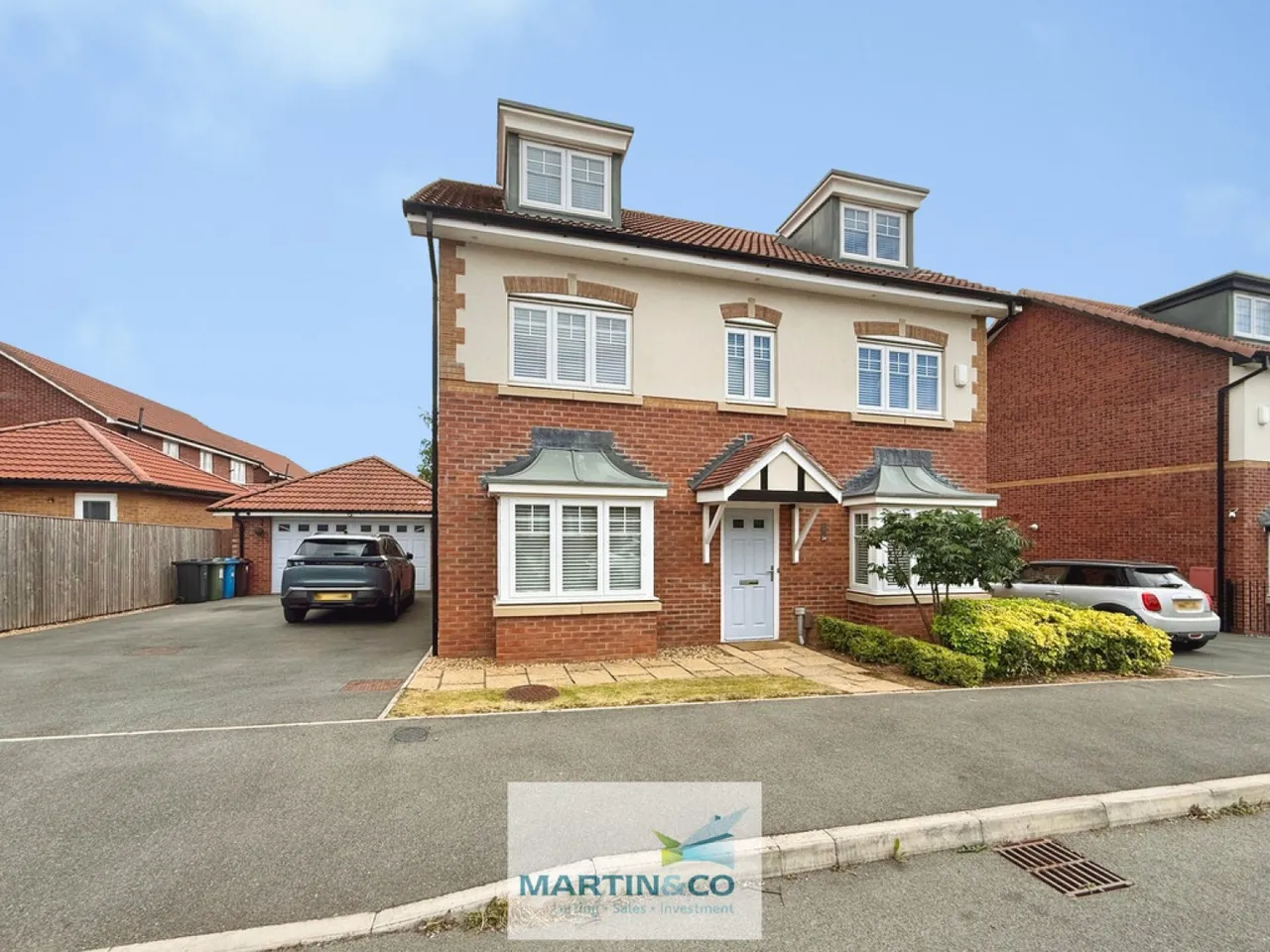 5 bed house for sale — Bramling Cross Mews, Worksop