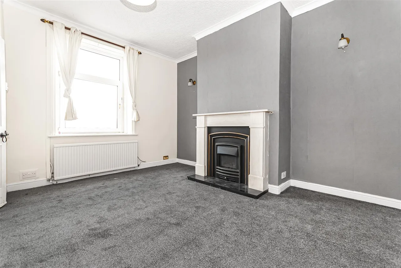 Cliff Mount, Ramsbottom, Bury, BL0 9EP, photo 5