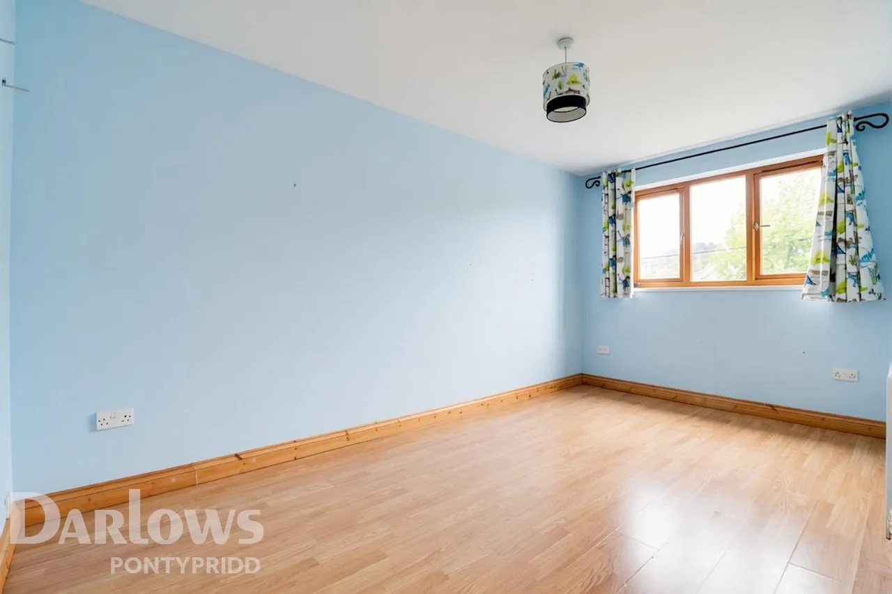 Merthyr Road, Pontypridd, photo 10