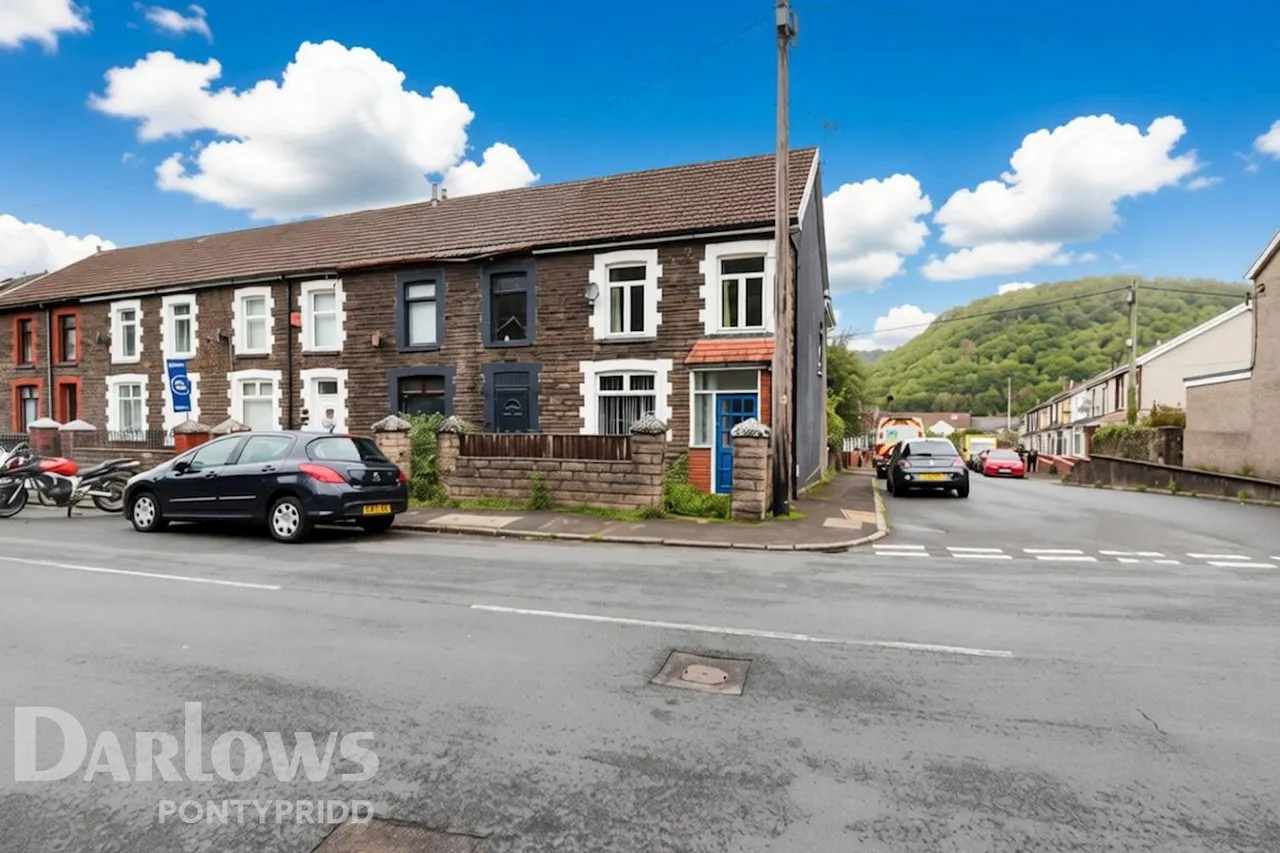 Merthyr Road, Pontypridd, photo 18