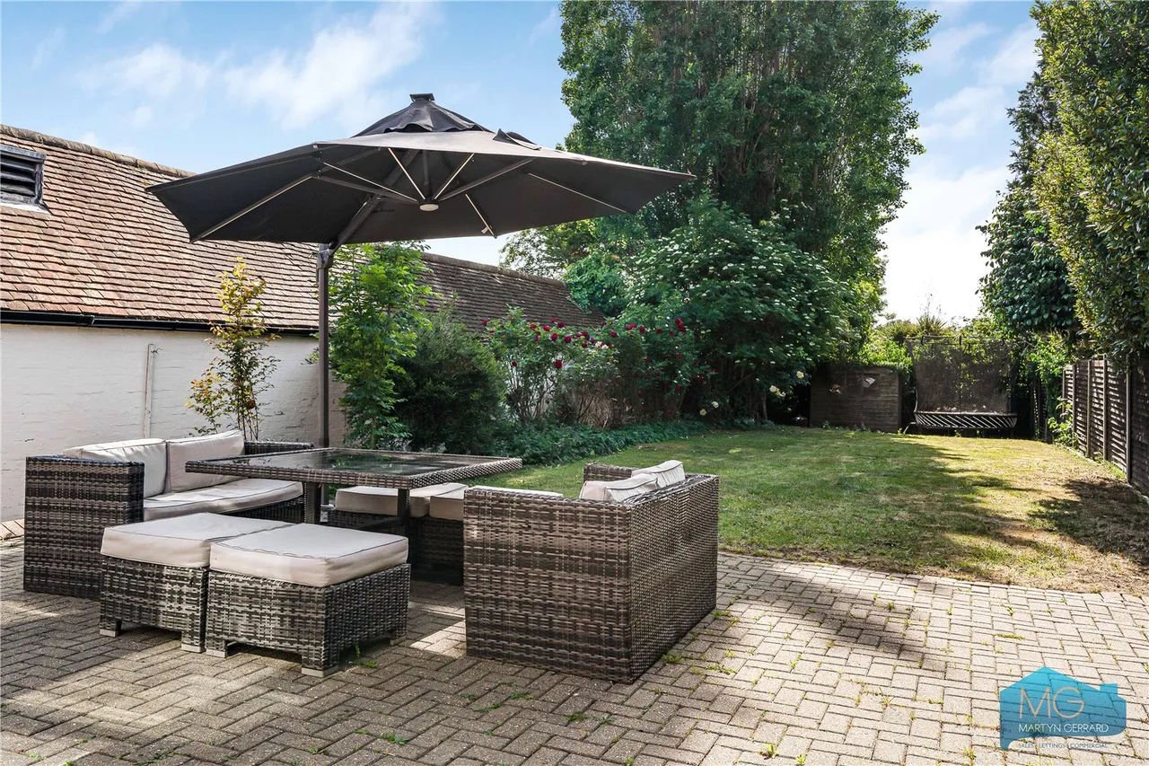 Eversley Park Road, London, N21, photo 30