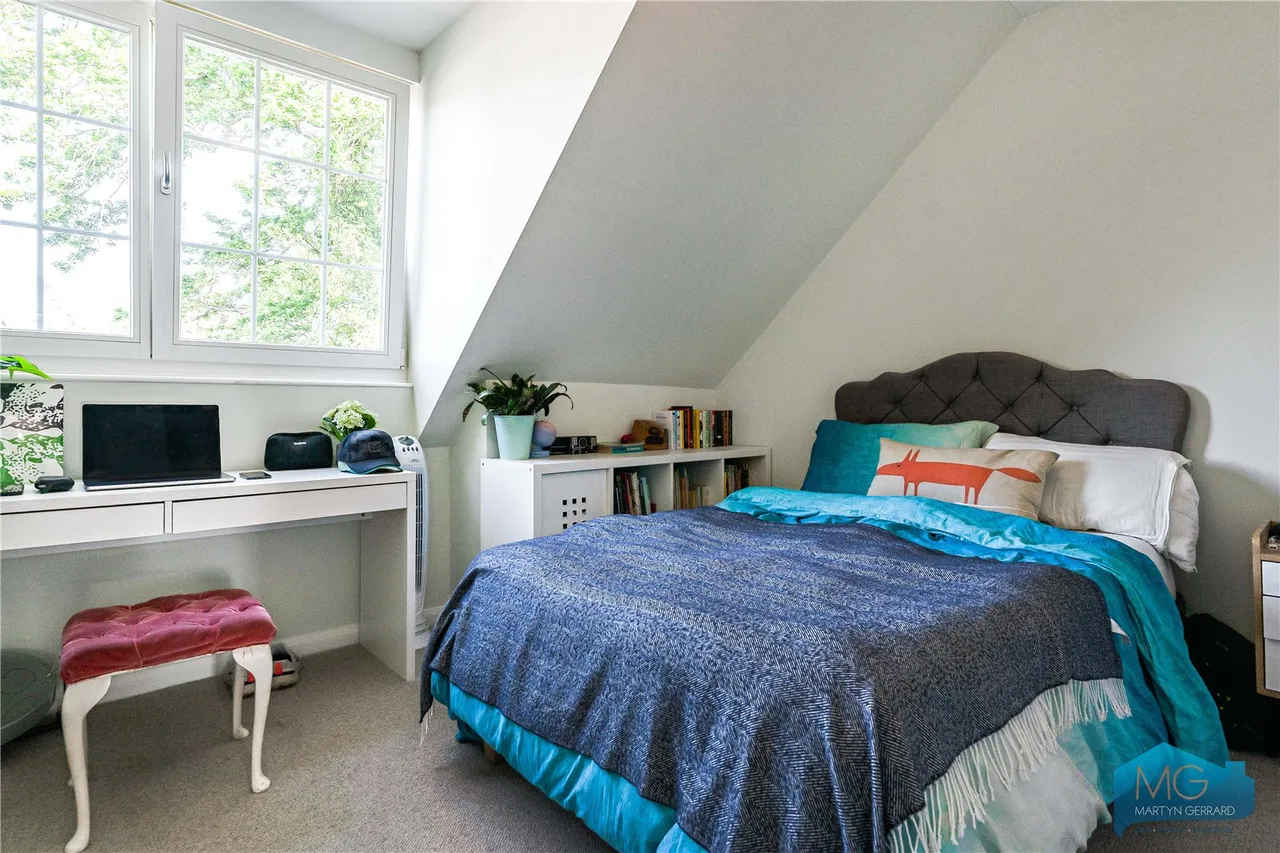 Eversley Park Road, London, N21, photo 24