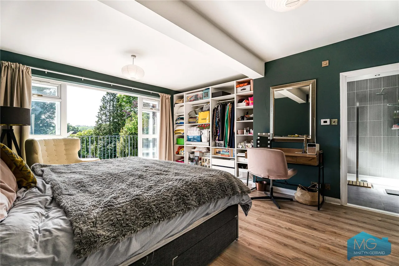 Eversley Park Road, London, N21, photo 17