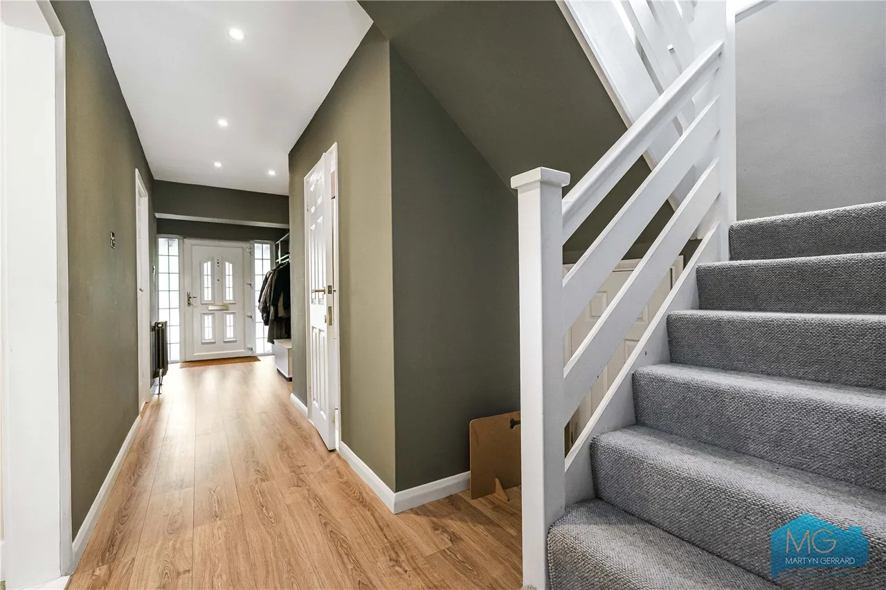 Eversley Park Road, London, N21, photo 14