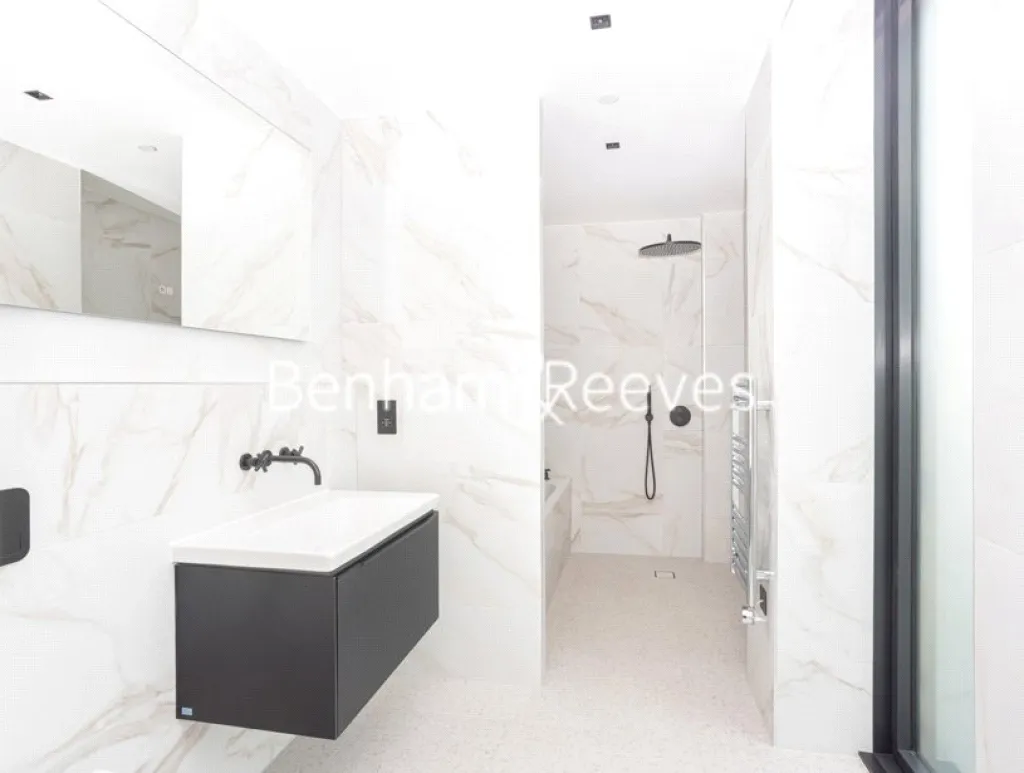 Cluny Mews, Kensington, SW5, photo 3