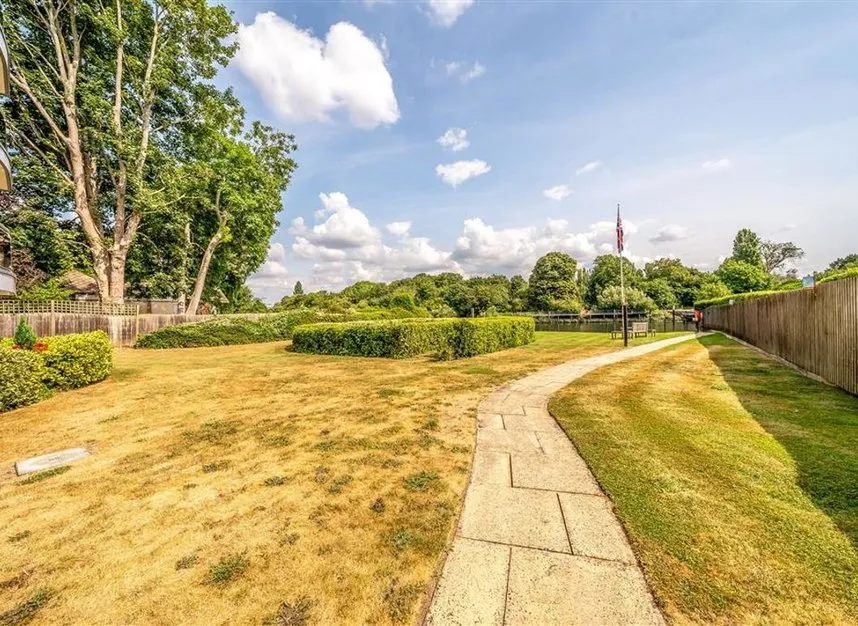 Twickenham Road, Teddington, TW11, photo 8