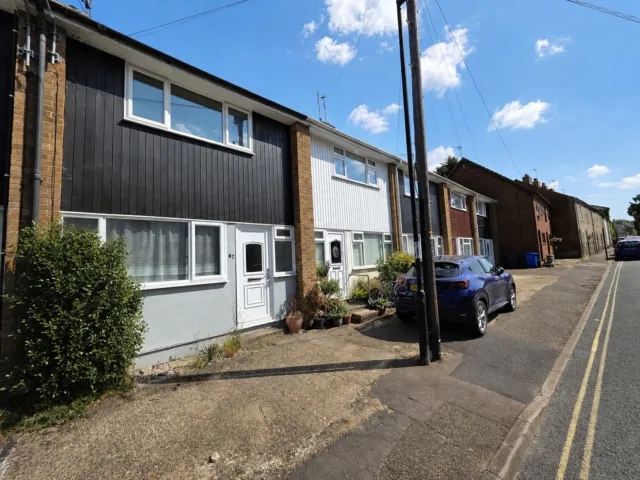 2 bed house to rent — Bury St Edmunds, Suffolk, IP33 1JN