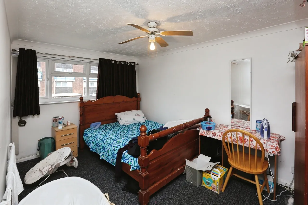 Bishopsfield Road, Fareham, PO14, photo 14