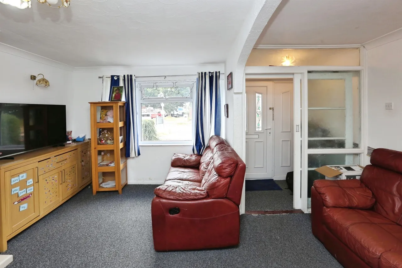 Bishopsfield Road, Fareham, PO14, photo 3
