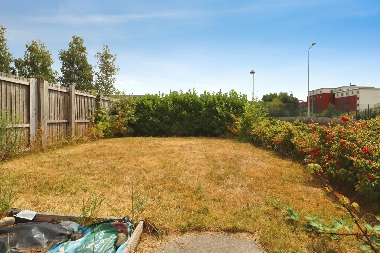 Craiglee Drive, Cardiff, CF10, photo 11