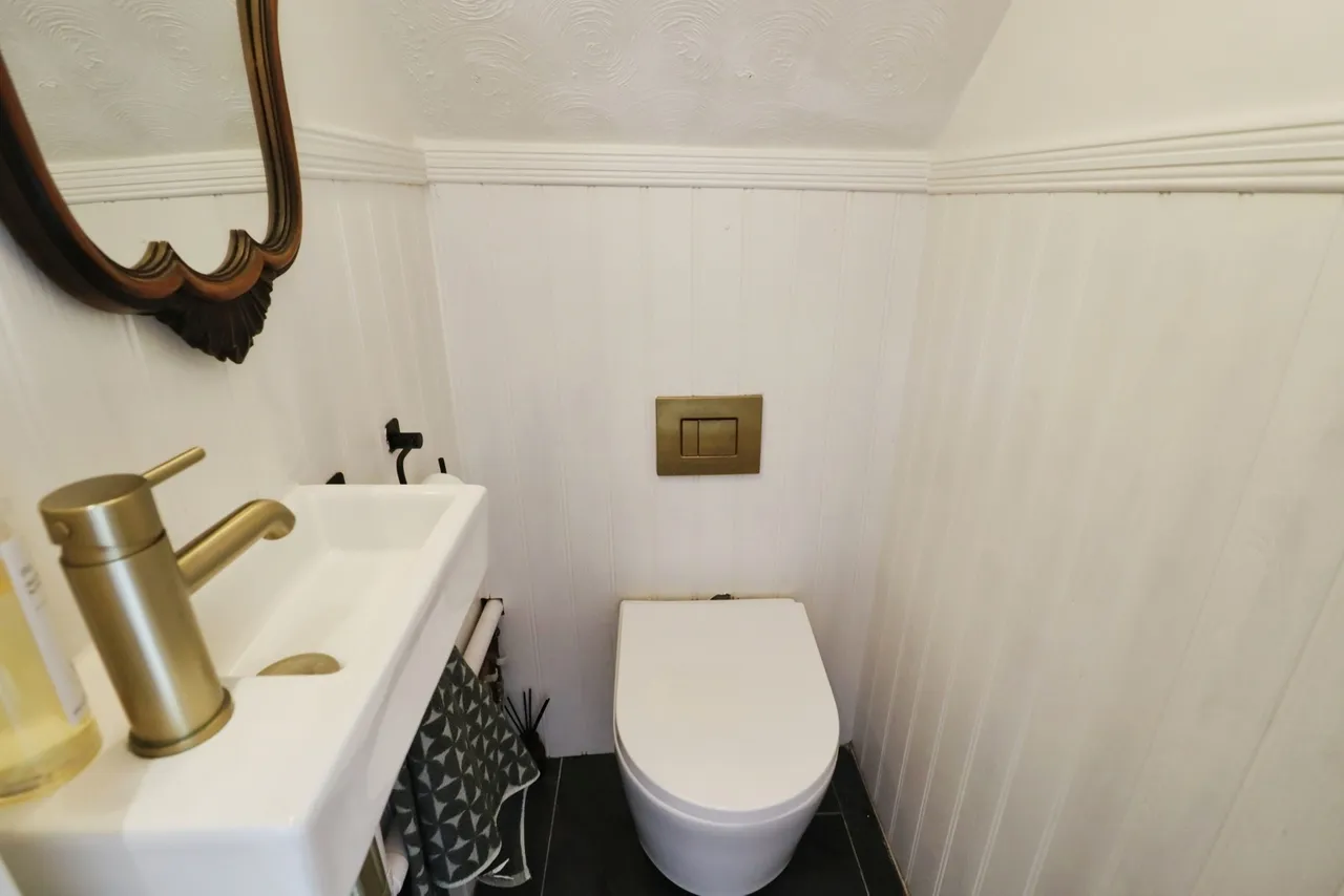 Craiglee Drive, Cardiff, CF10, photo 4