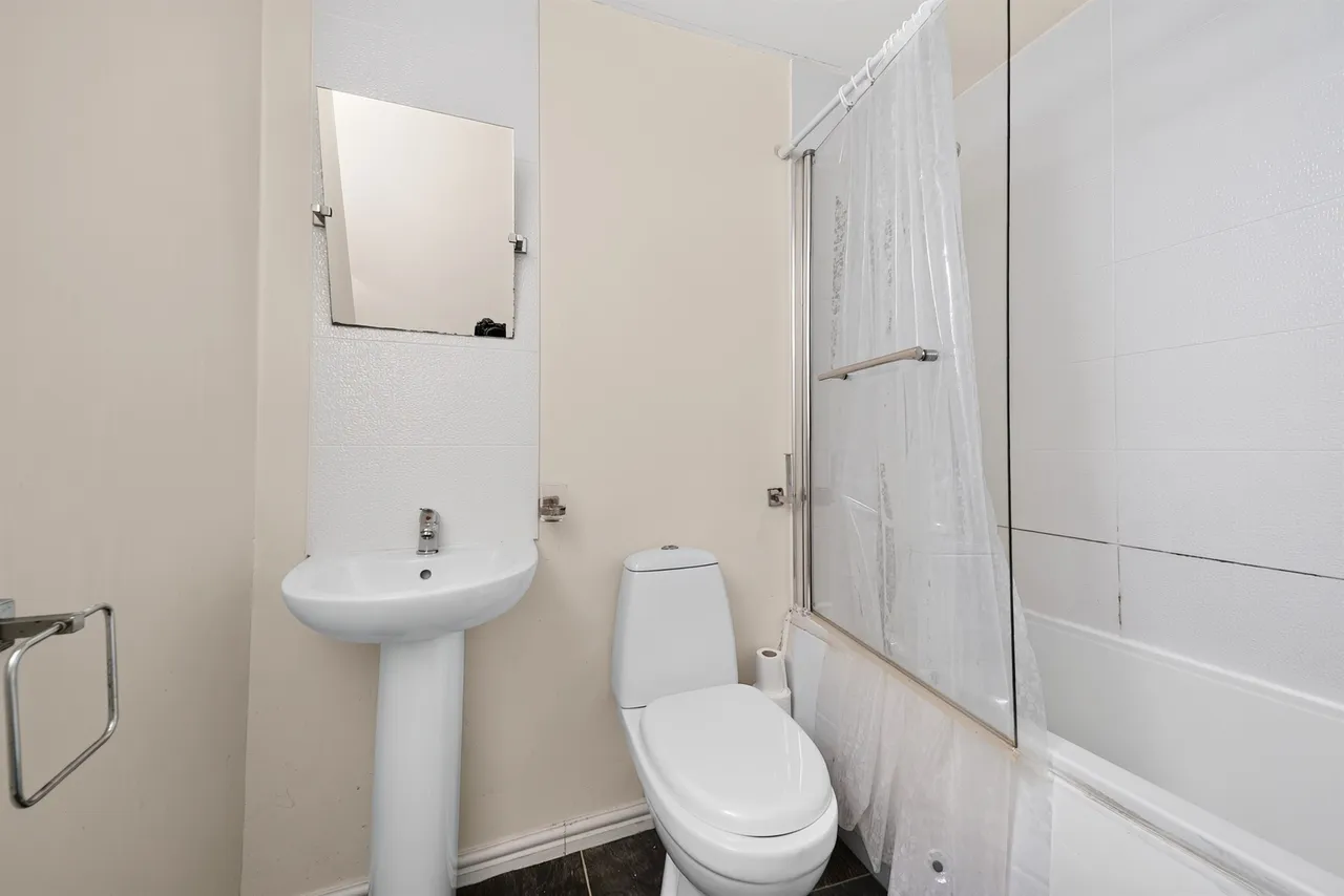 Western Avenue, Rutherglen, G73, photo 16