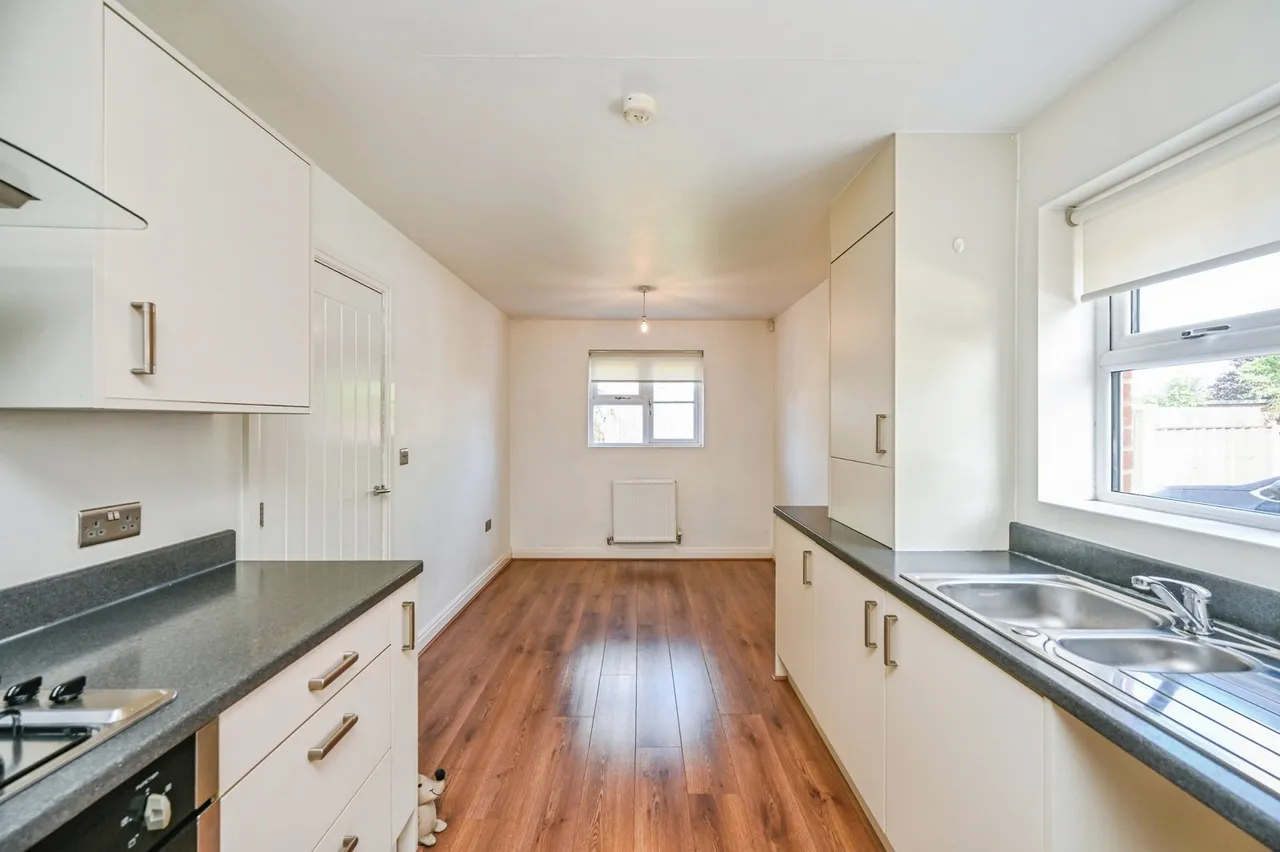 Ashton Close, Liverpool, L25, photo 10