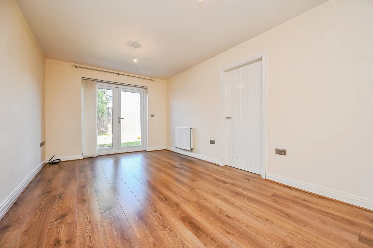 Ashton Close, Liverpool, L25, photo 4