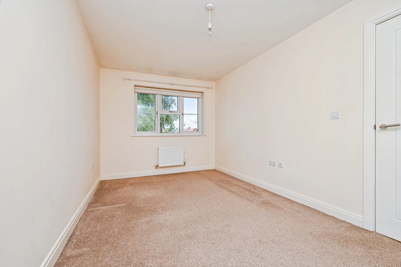 Ashton Close, Liverpool, L25, photo 13