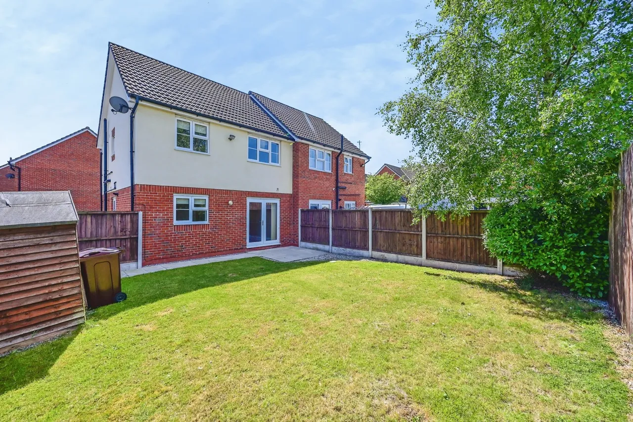 Ashton Close, Liverpool, L25, photo 19