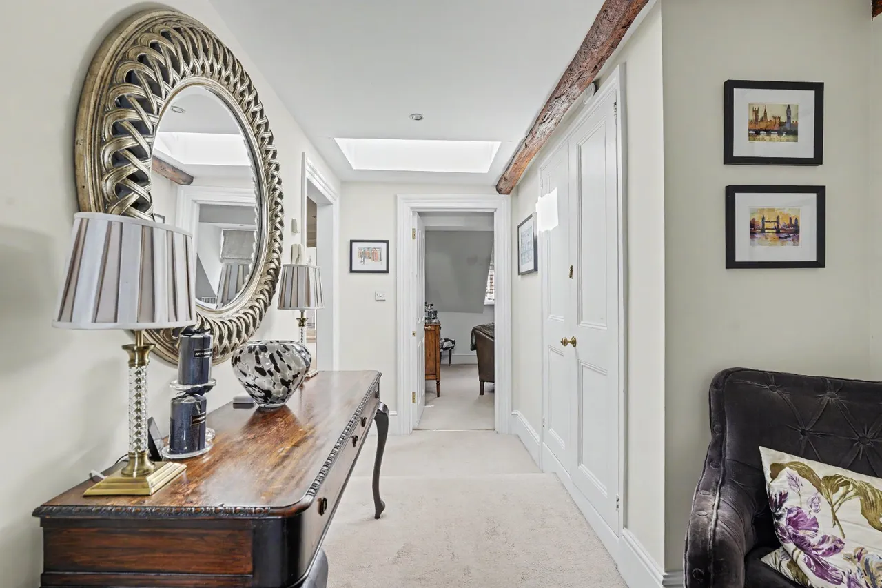 Sacombe Mews, Bragbury End, SG2, photo 3