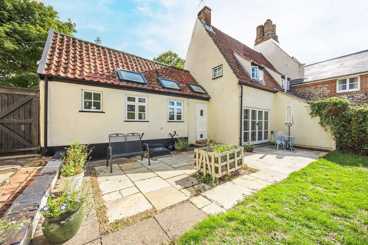 Attractive Grade II Listed Property i, photo 17