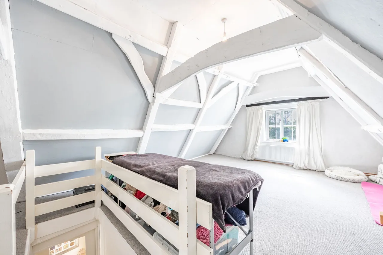 Attractive Grade II Listed Property i, photo 15
