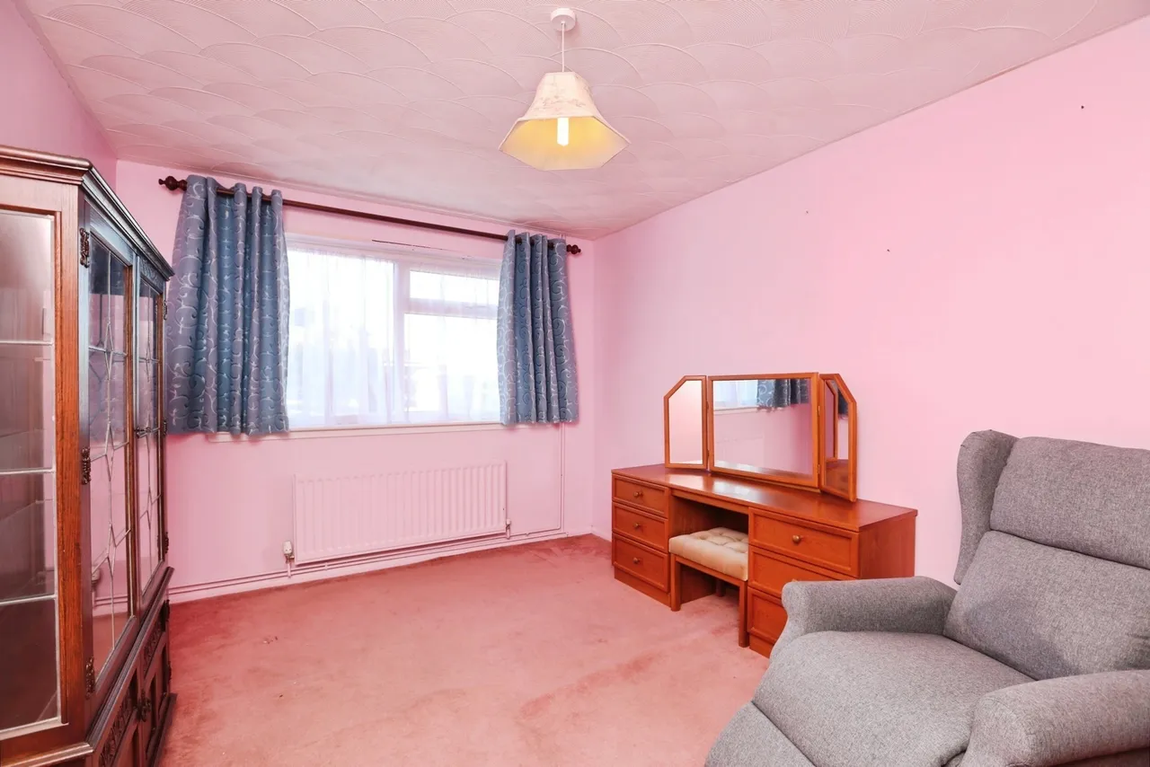 Scarborough Drive, Minster On Sea, ME12, photo 9