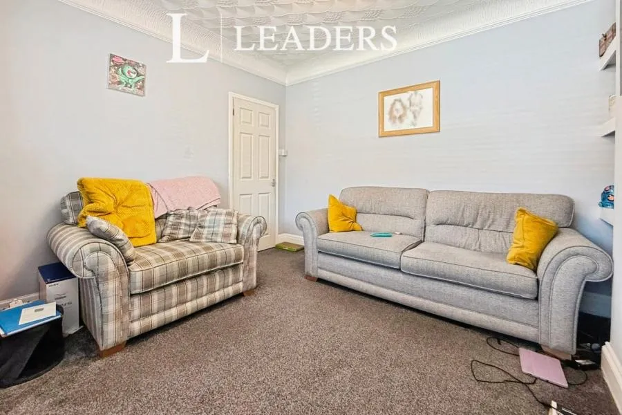 Albemarle Avenue, Gosport, PO12, photo 12