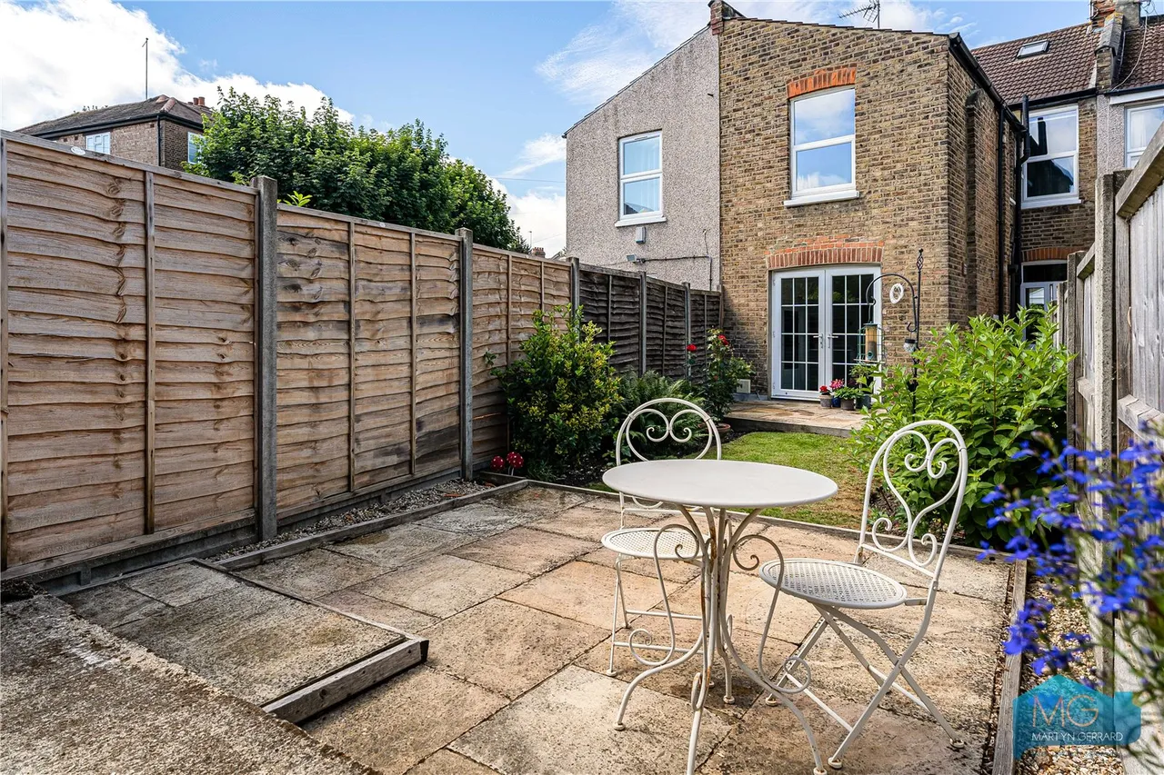 Pembroke Road, London, N10, photo 16