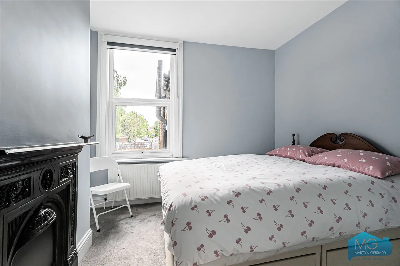 Pembroke Road, London, N10, photo 20
