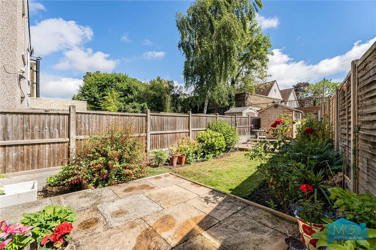 Pembroke Road, London, N10, photo 14