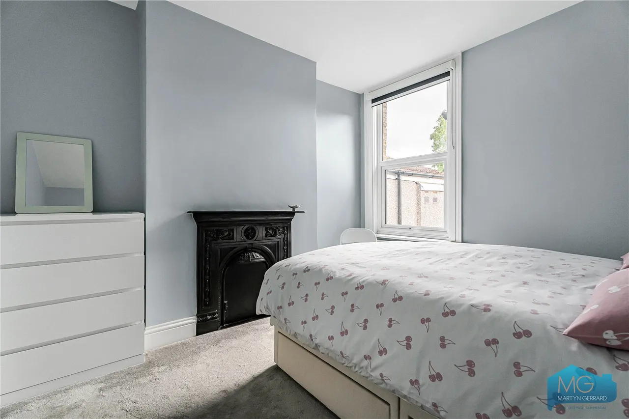 Pembroke Road, London, N10, photo 19