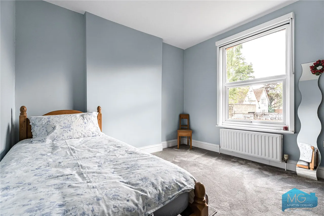 Pembroke Road, London, N10, photo 21