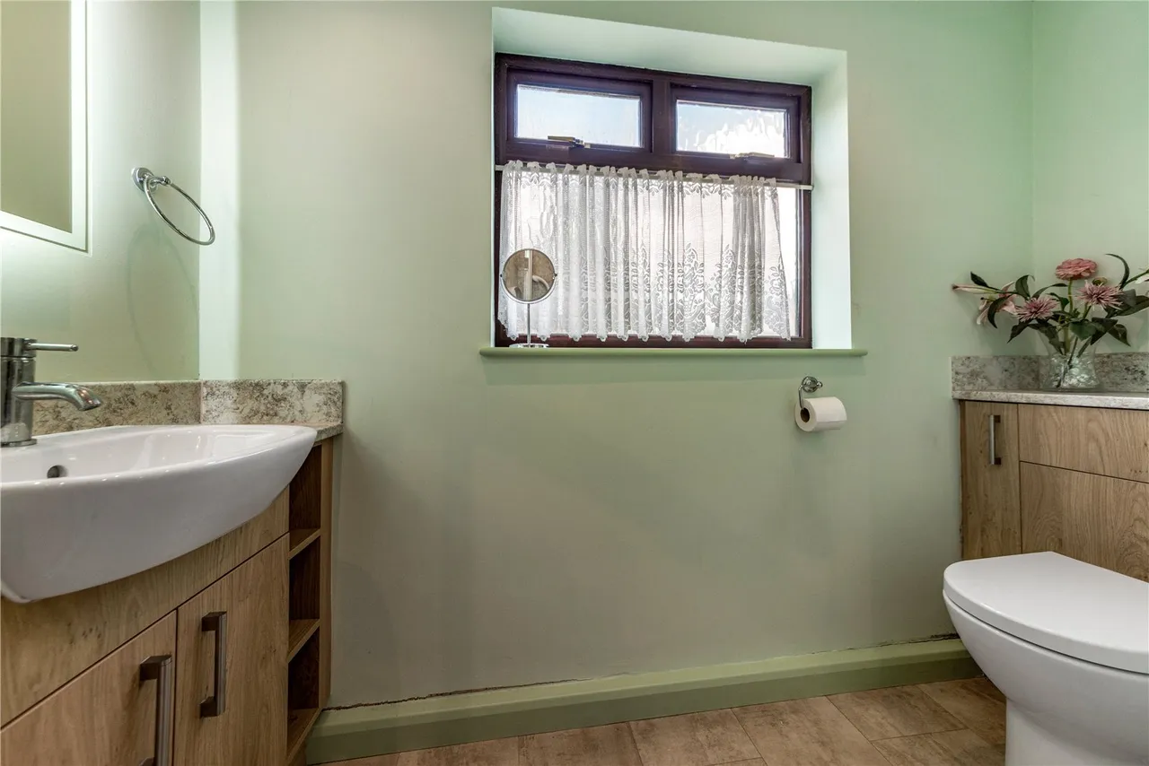 Batchley Road, Redditch, Worcestershire, B97 6HY, photo 13