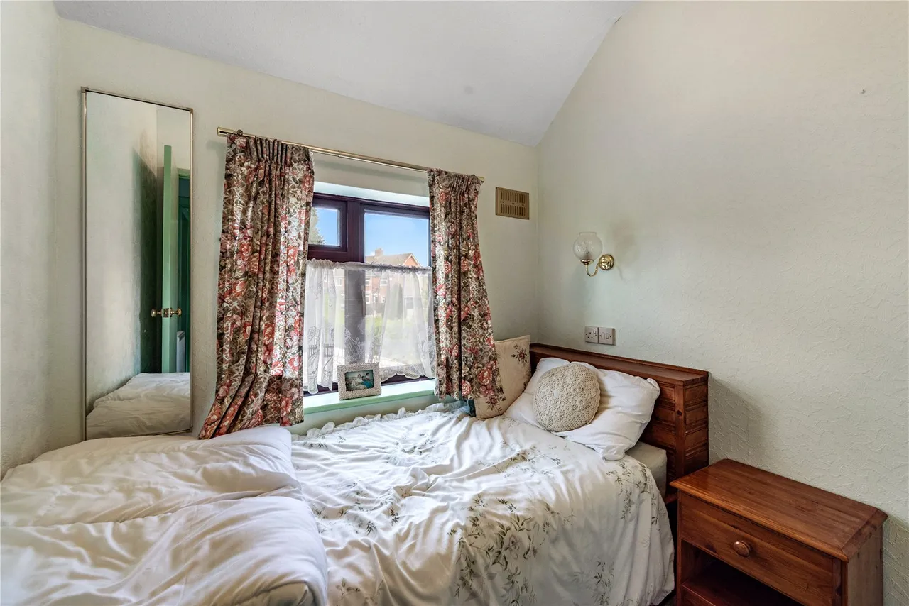 Batchley Road, Redditch, Worcestershire, B97 6HY, photo 12