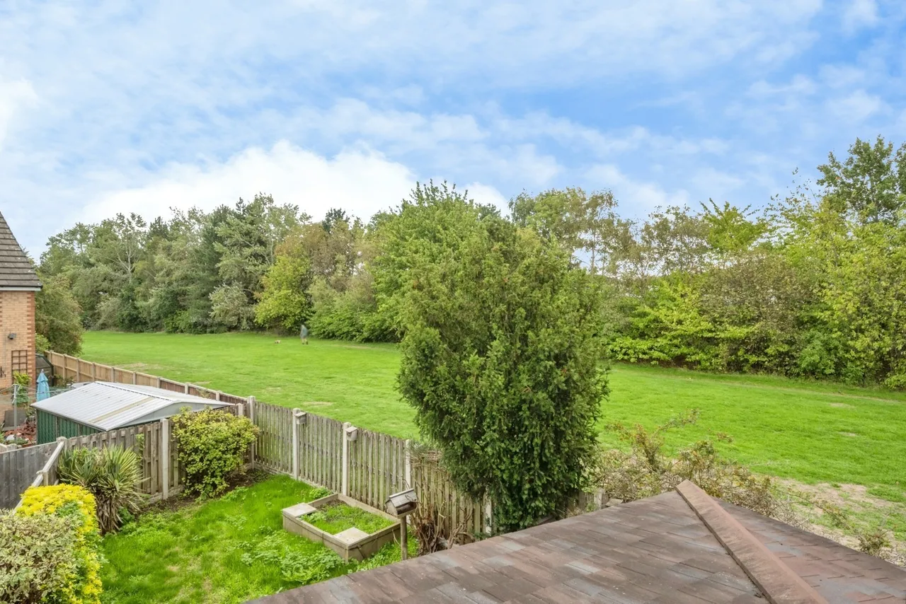 Grace Road, Edlington, Doncaster, South Yorkshire, DN12, photo 4