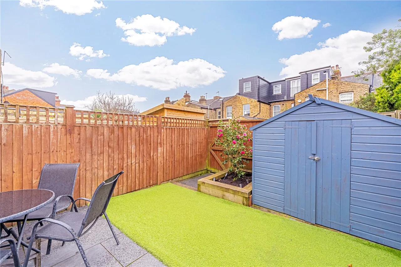 Victor Road, Teddington, TW11 8SR, photo 10