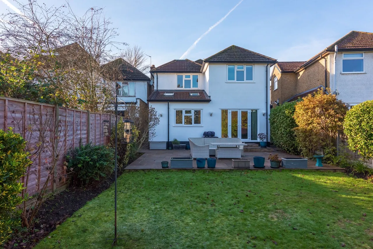 Worple Road, Staines, TW18, photo 9