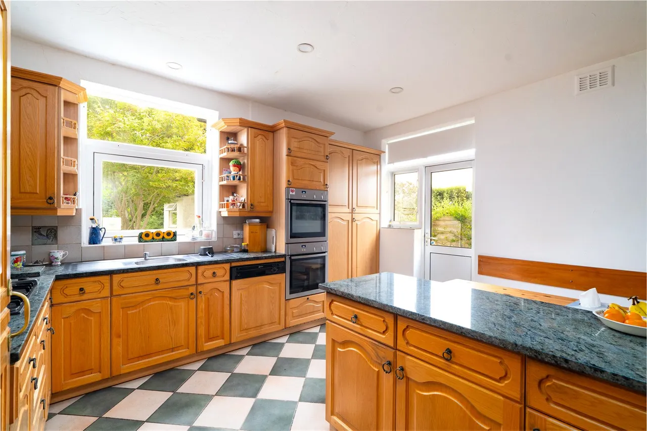 Bryan Avenue, Willesden, NW10, photo 6