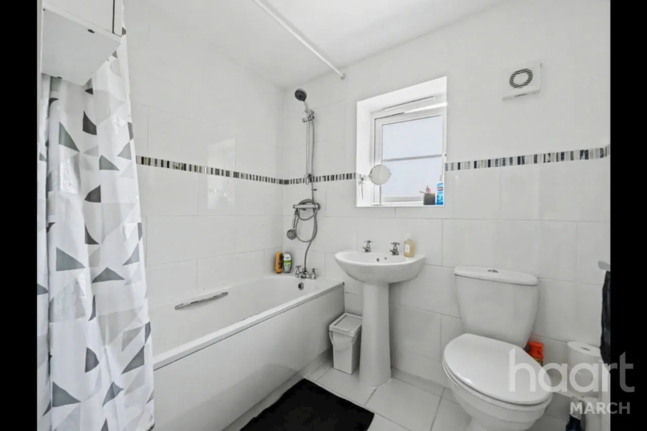 Lancaster Way, Chatteris, PE16, photo 22