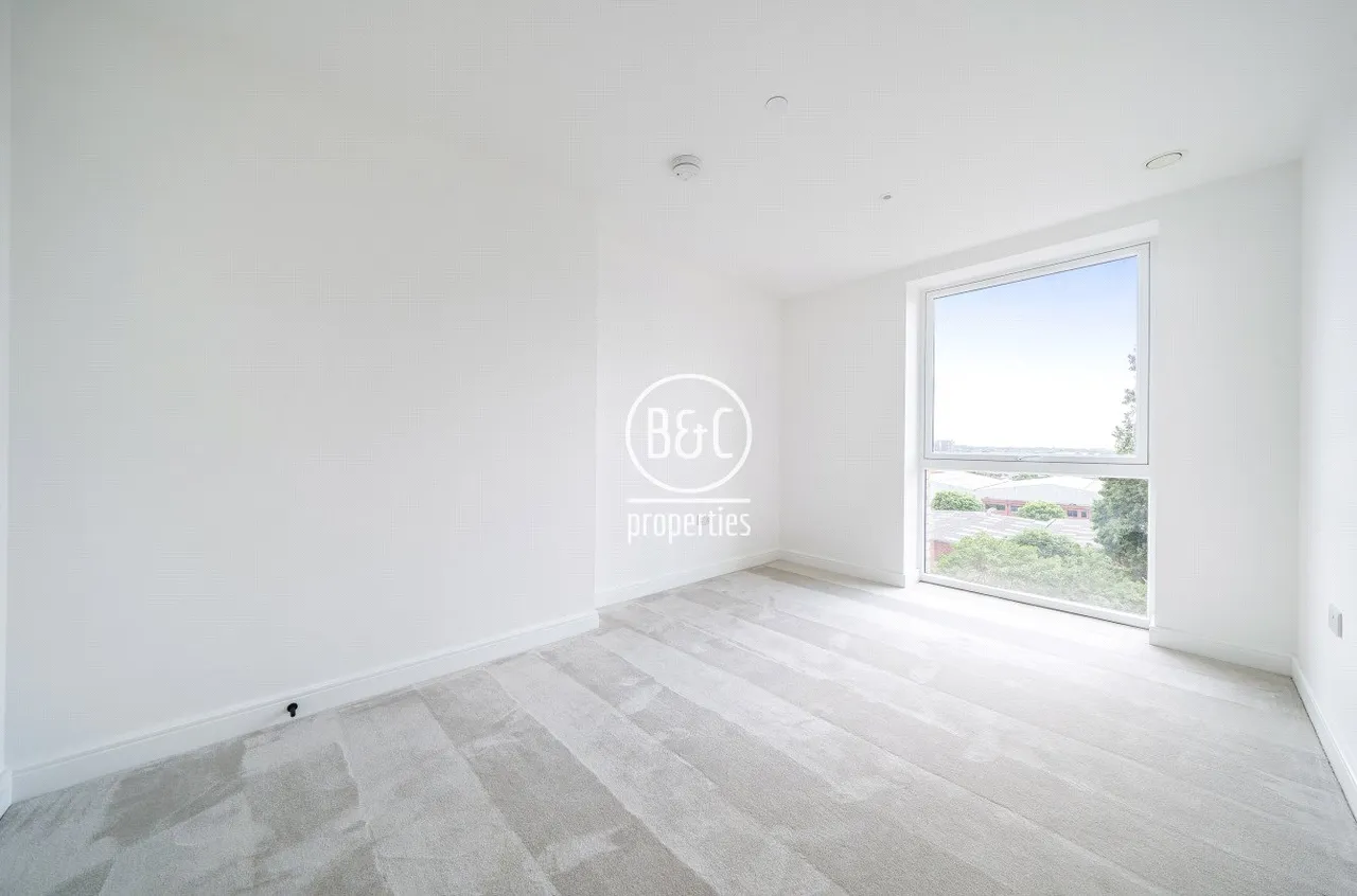 Caldon Boulevard, Grand Union, Wembley, HA0 1BD, photo 5