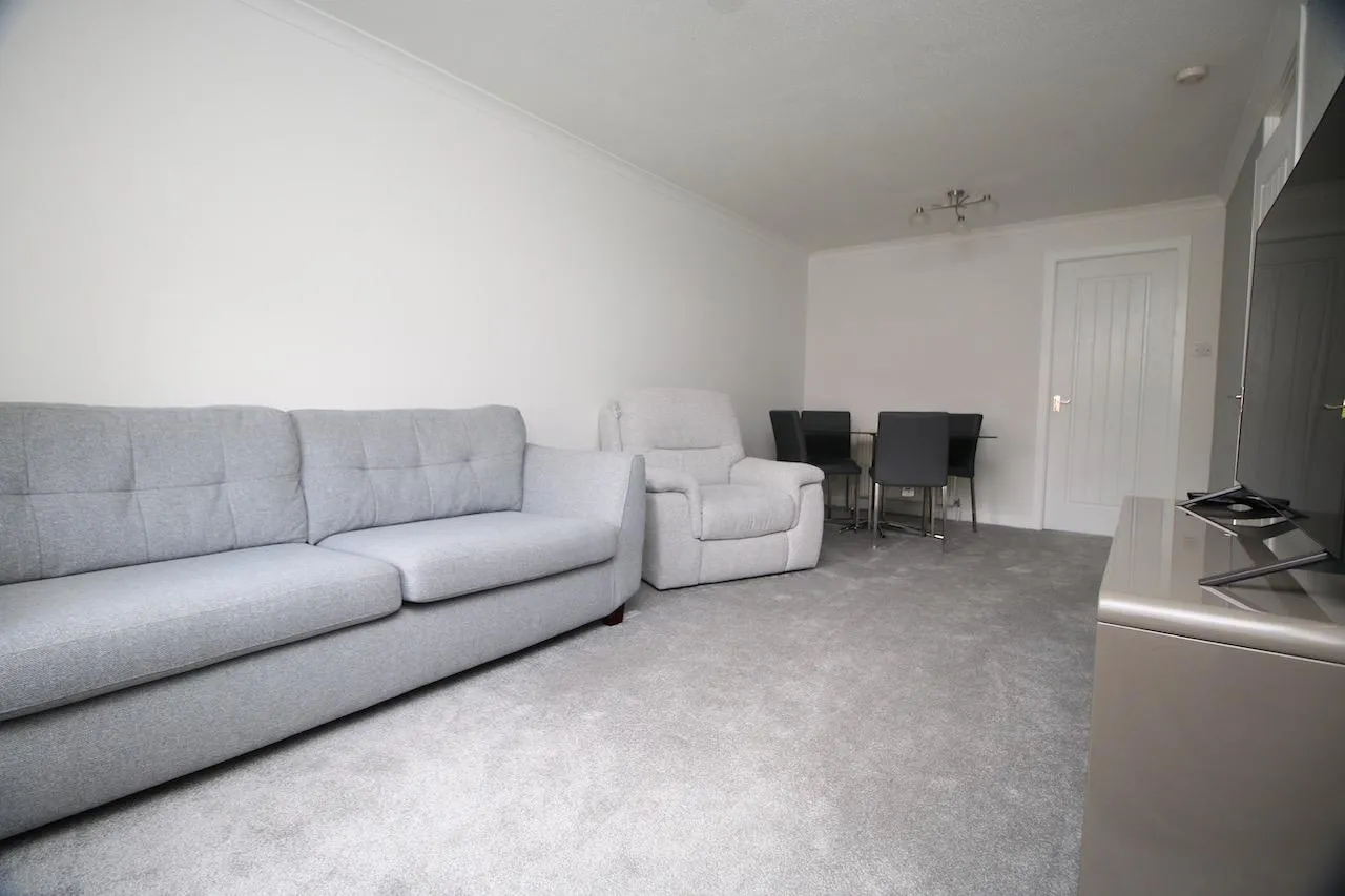 Logan Drive, Cumbernauld, G68 9EY, photo 7
